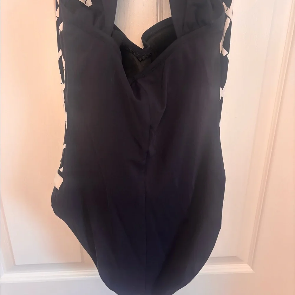 Blue Rod Beattie Navy & White Geometric One-Piece Swimsuit with Gold Accent - Picture 13 of 16